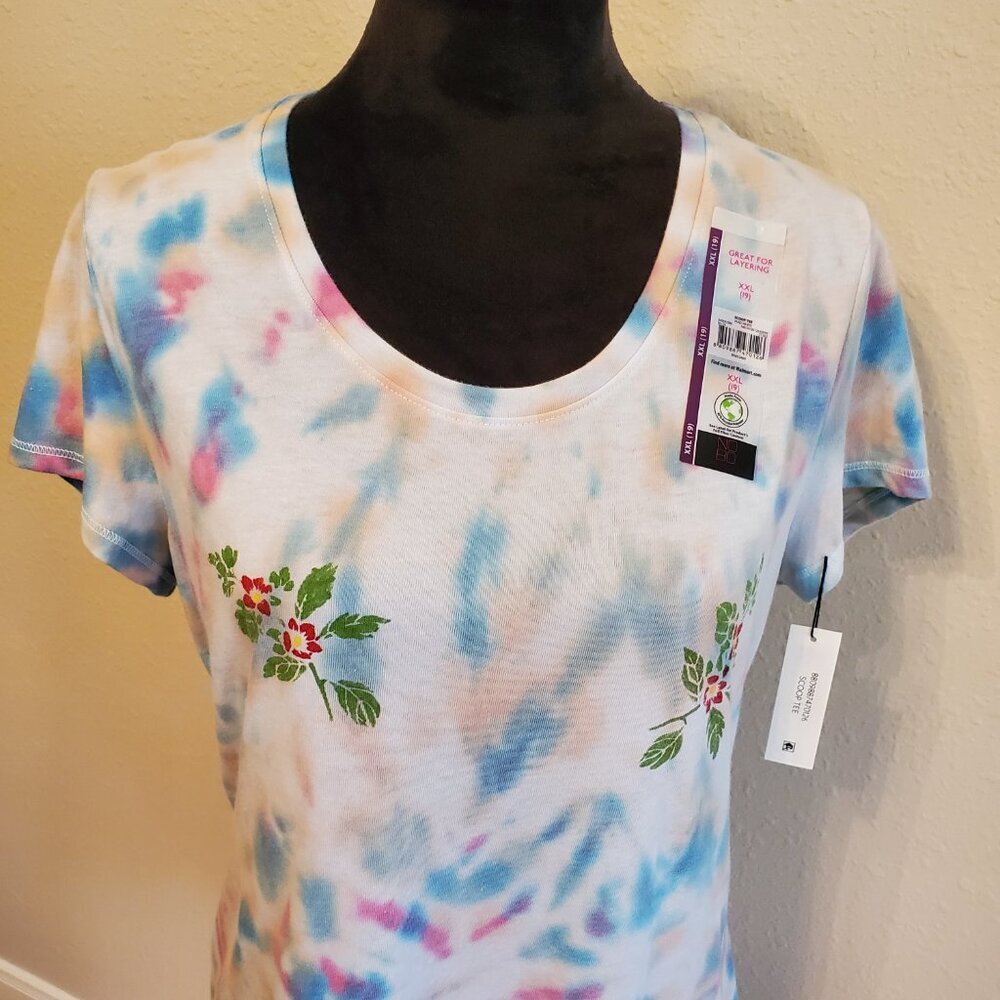 NWT NOBO Tie Dye Women Short Sleeve Round Neck T-shirt, Size 2X.